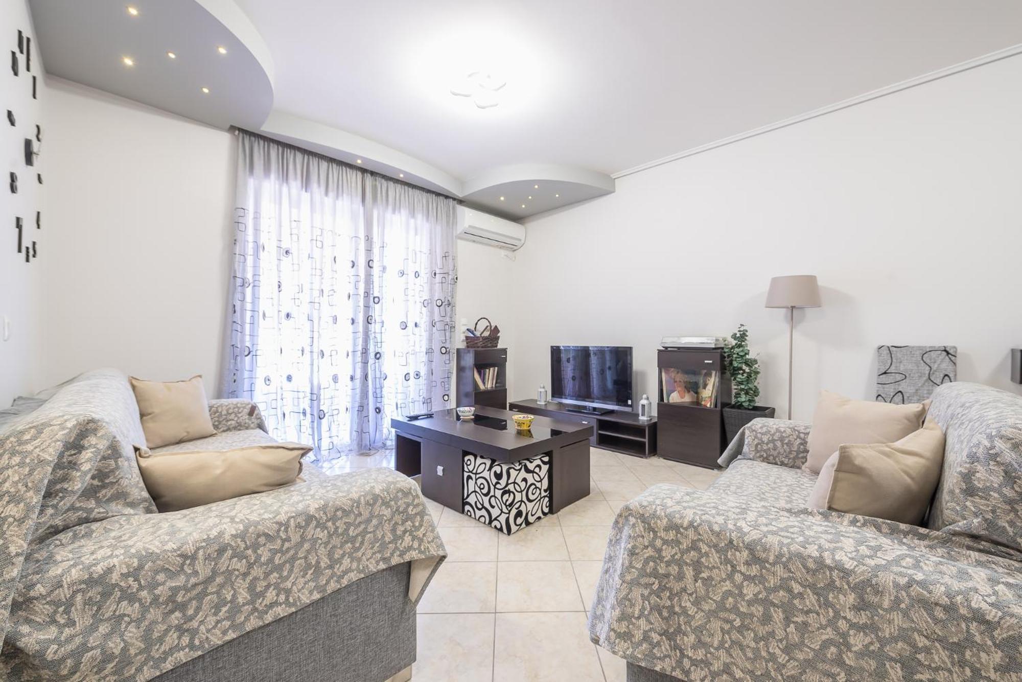 Rigas Apartment In Ilioupoli Athens Exterior photo